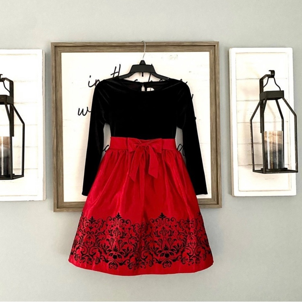 Girls dress